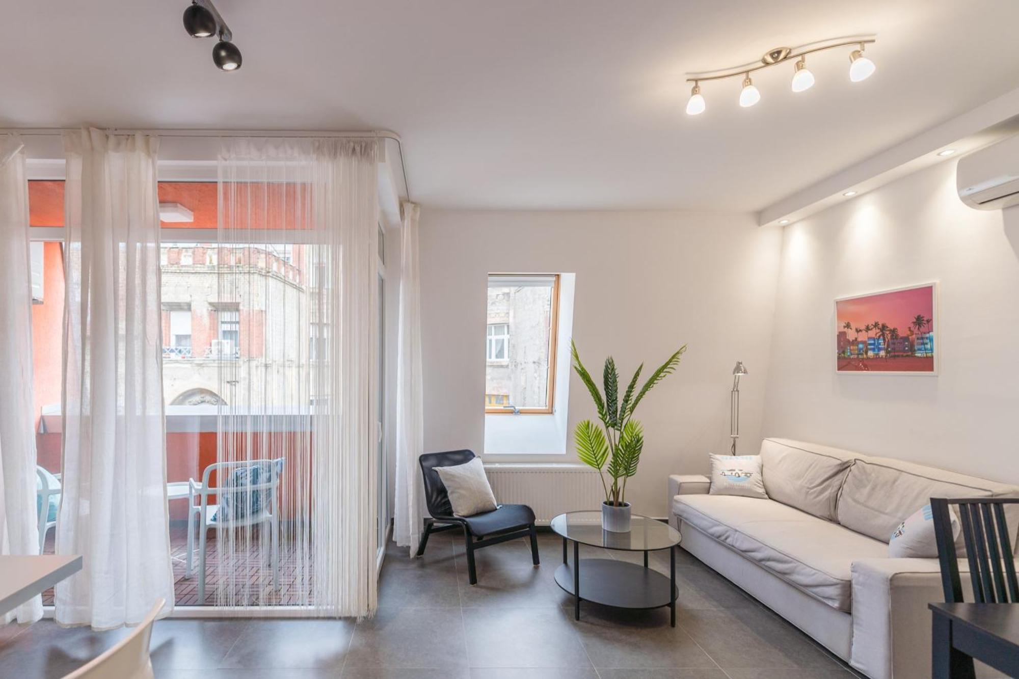 Miami Vice Apartment With Balcony Budapest Exterior foto
