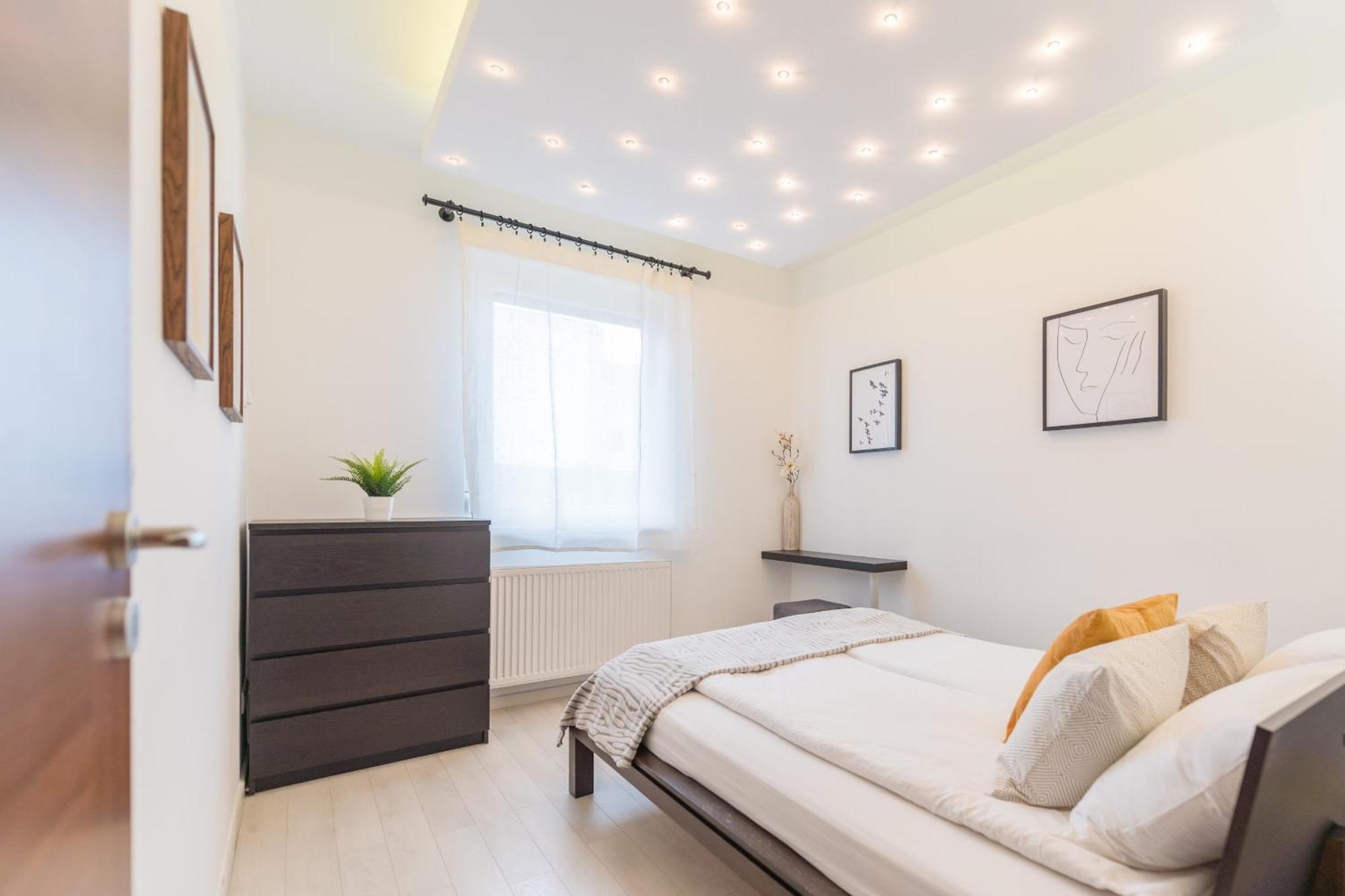 Miami Vice Apartment With Balcony Budapest Exterior foto